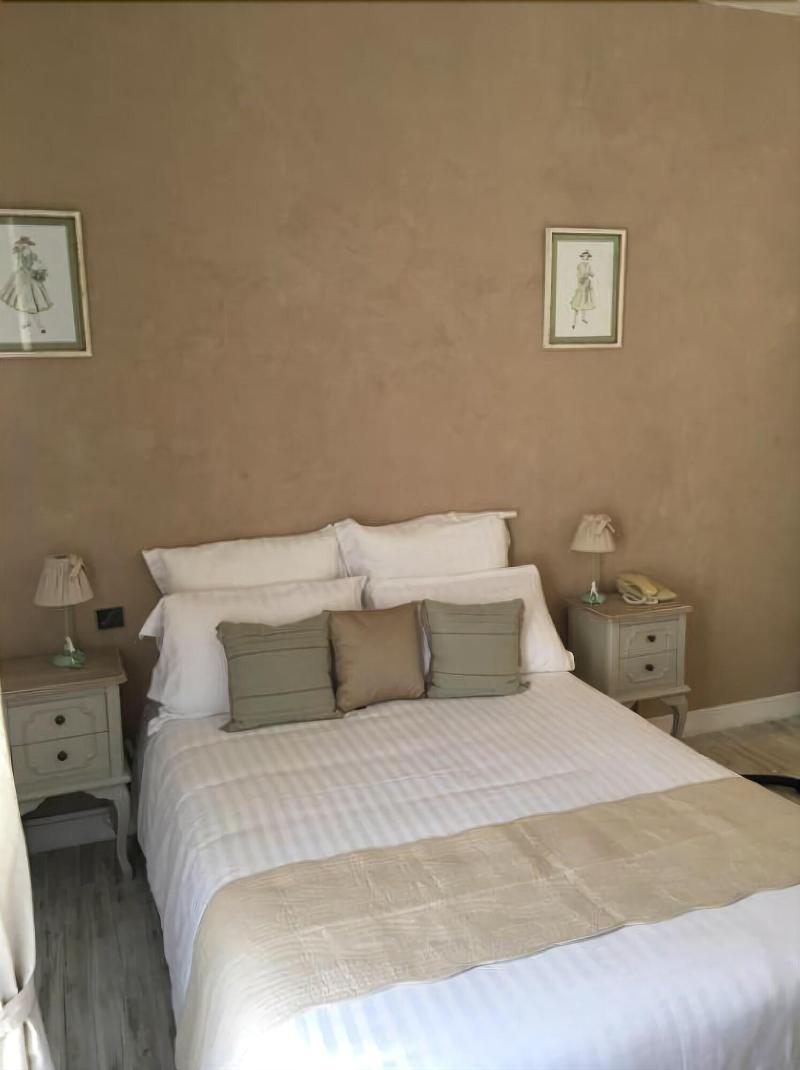 Hotel Moderne Tours Esterno foto