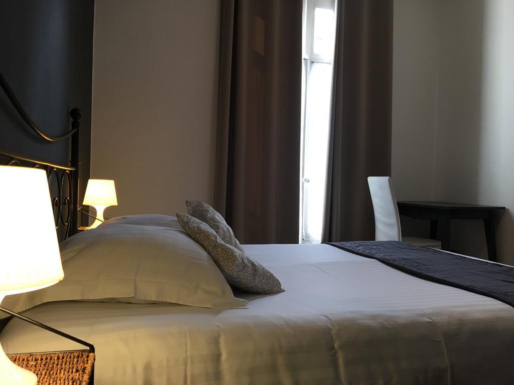 Hotel Moderne Tours Esterno foto