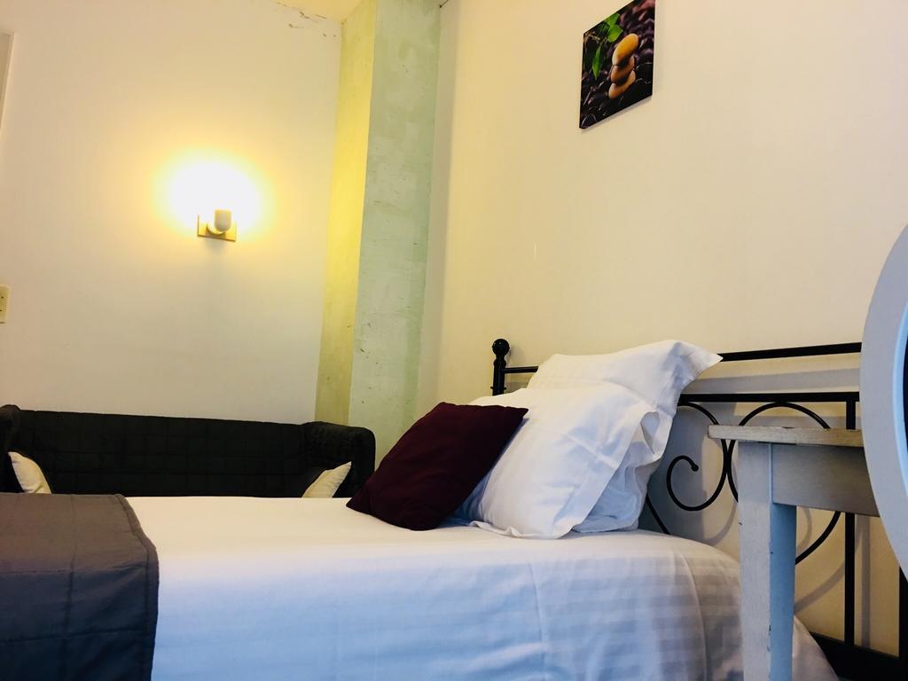 Hotel Moderne Tours Esterno foto