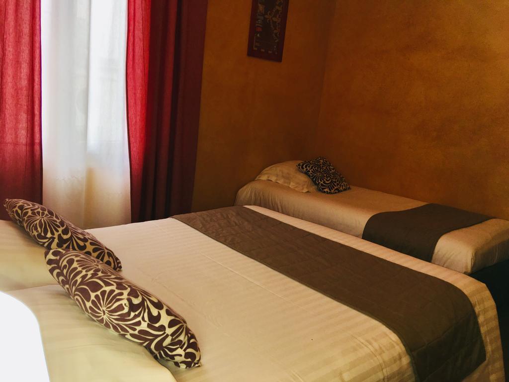 Hotel Moderne Tours Esterno foto