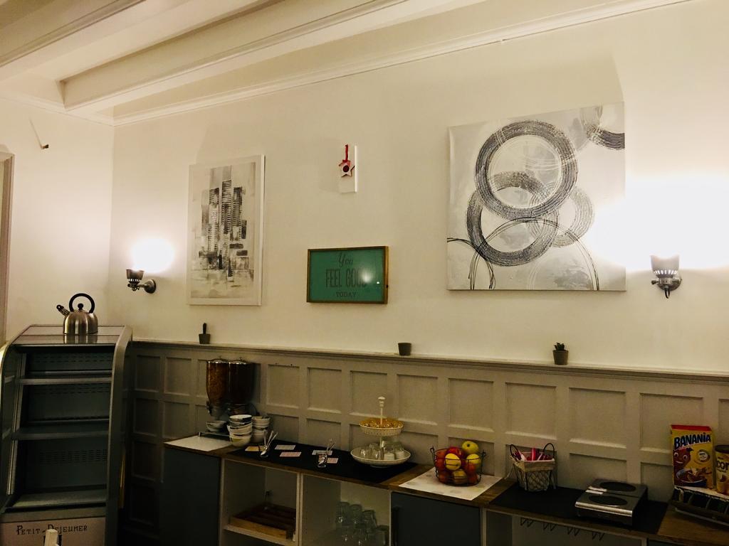 Hotel Moderne Tours Esterno foto